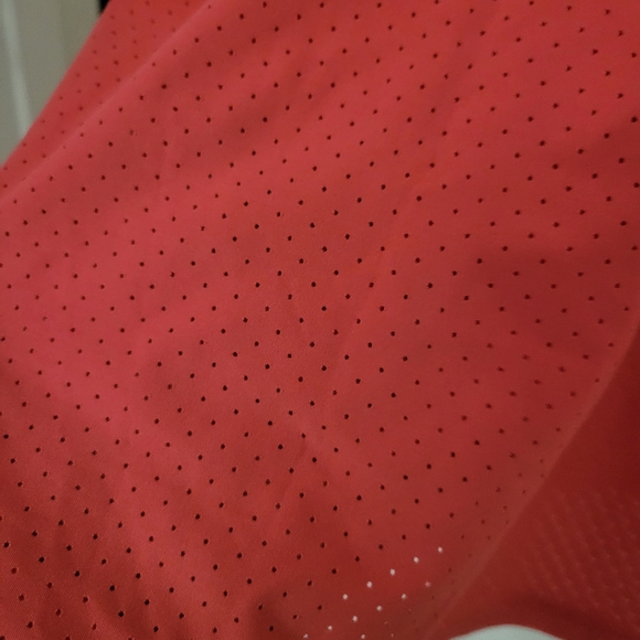 Nike Dri-Fit top - Picture 6 of 7